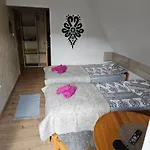홈스테이 Goscinne Zosia 코스실리스코